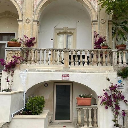 Casa Francesca Lägenhet Castro  Exteriör bild