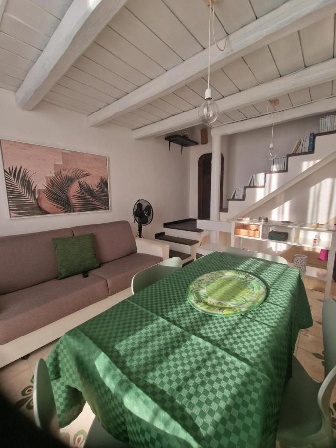 Casa Francesca Lägenhet Castro  Exteriör bild